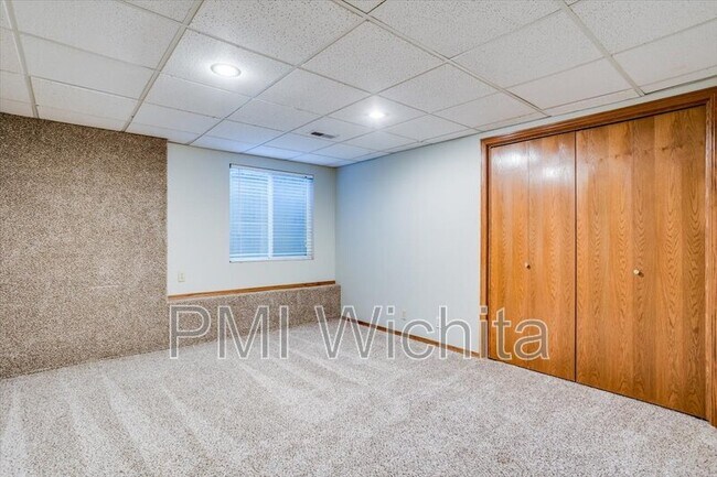 Building Photo - 3607 N Athenian St