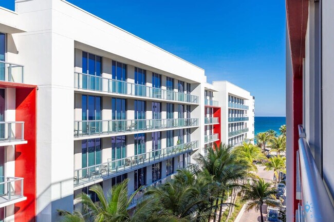 Building Photo - 777 N Ocean Dr
