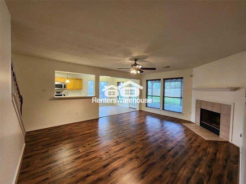 Building Photo - 24422 Travis House Ln