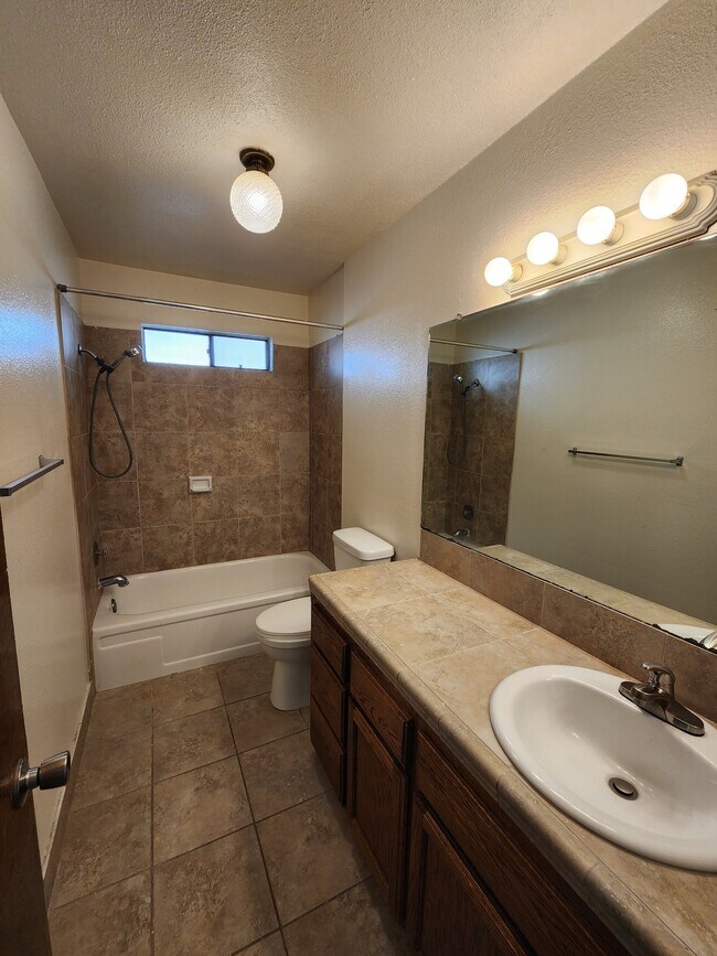 Building Photo - 3501 Adanac Ct