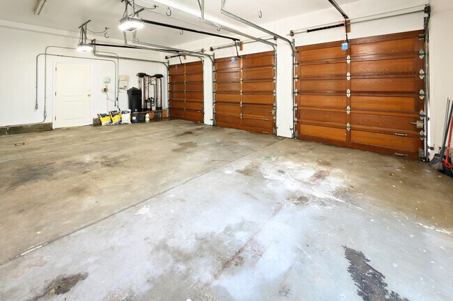Building Photo - 1643 2nd St