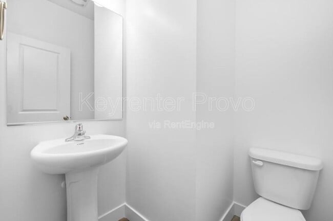 Building Photo - 909 N 1300 E