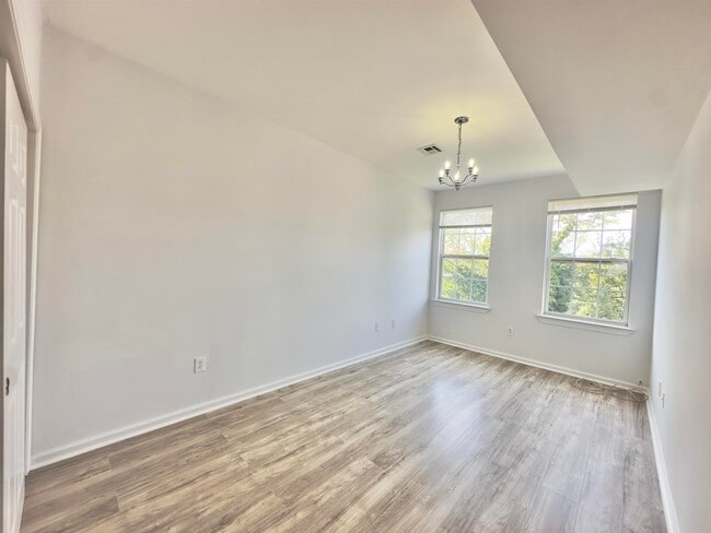 Building Photo - 197 VAN HORNE St