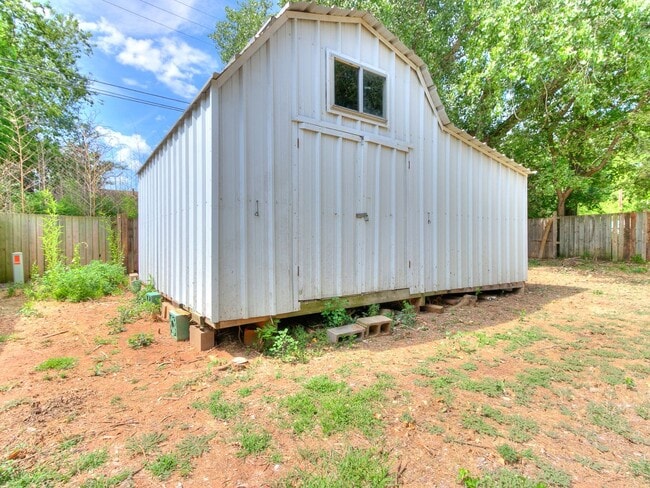 Building Photo - Charming 2 Bedroom Home in Oklahoma City