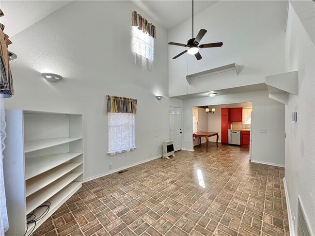 Building Photo - 171 Madison 2415