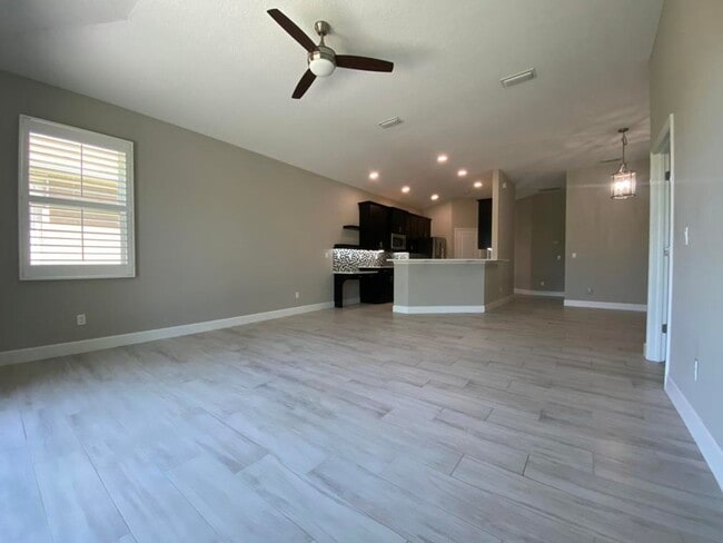 Building Photo - 3/2 in Eagle Marsh of LPGA