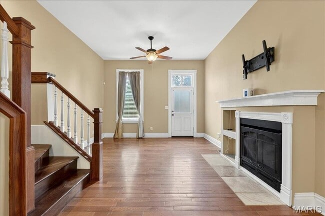 Building Photo - Benton Park home.