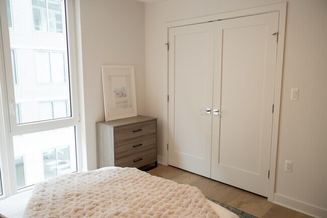 Building Photo - 37 L St SE