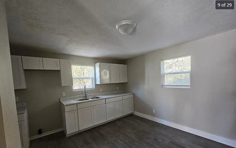 Building Photo - 207 Hidell Rd