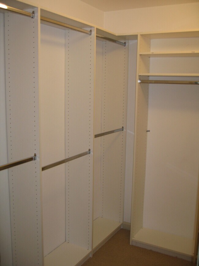 Master closet - 11869 Marcasel Ct