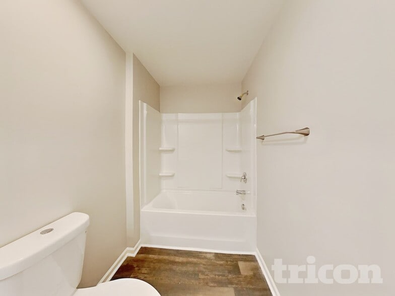 Building Photo - 1711 Sawtooth Ct