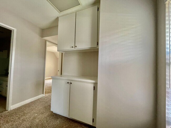 Building Photo - Discover the Essence of Irvine Living!