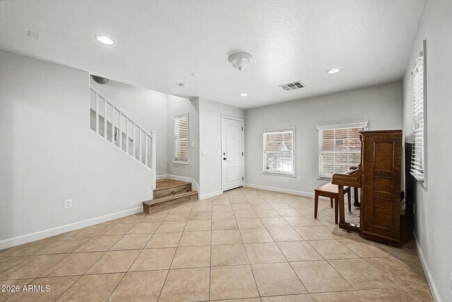 Building Photo - 2780 S Alpine Dr