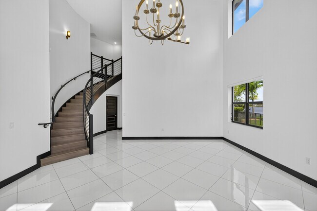 Building Photo - 15800 NW 88th Ave