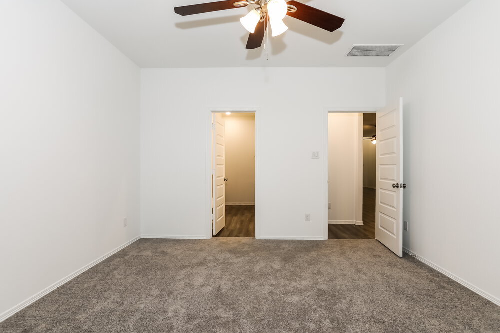 Building Photo - 16726 Rover Ln