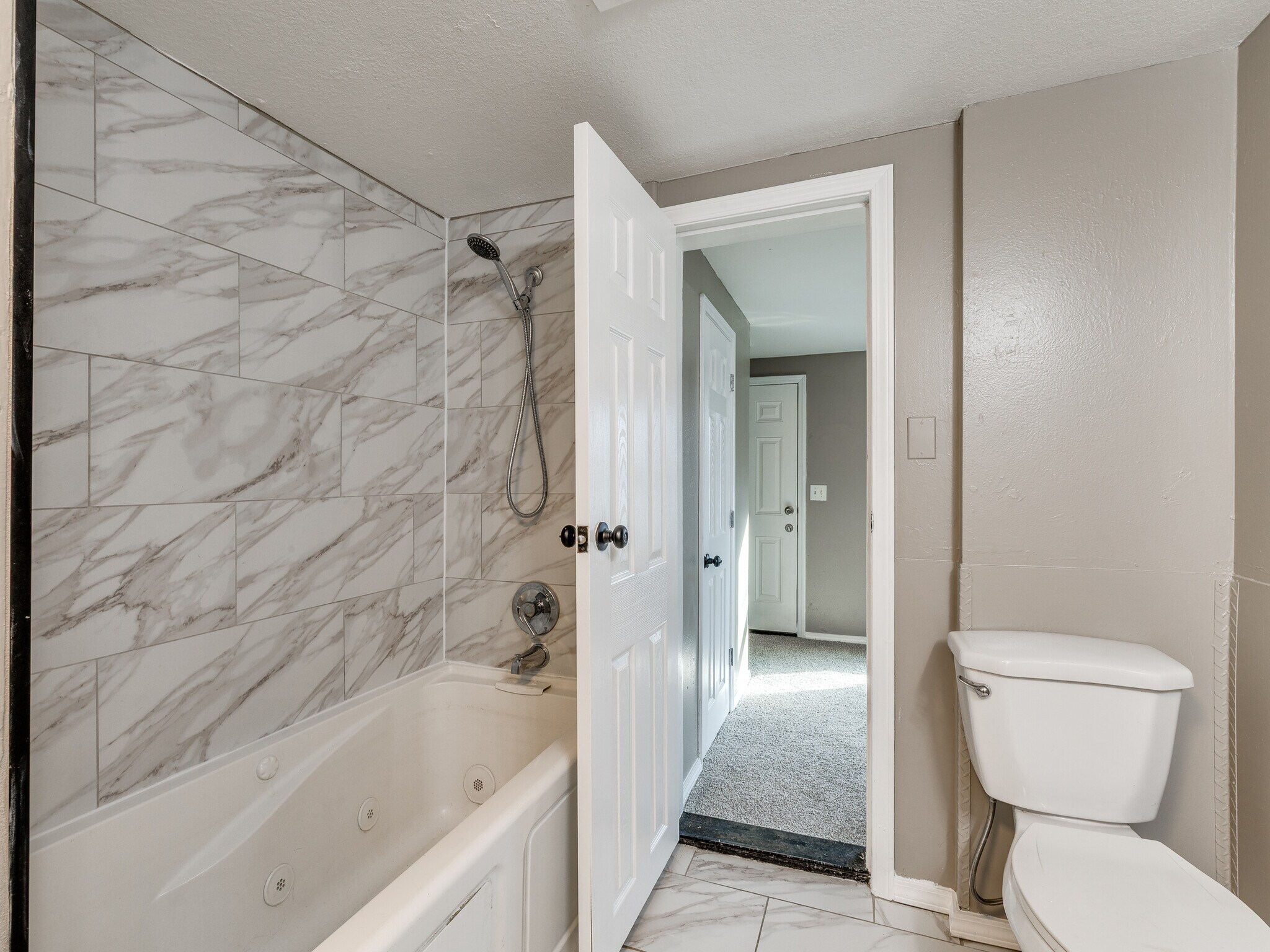 Building Photo - 453 S 50th West Ave