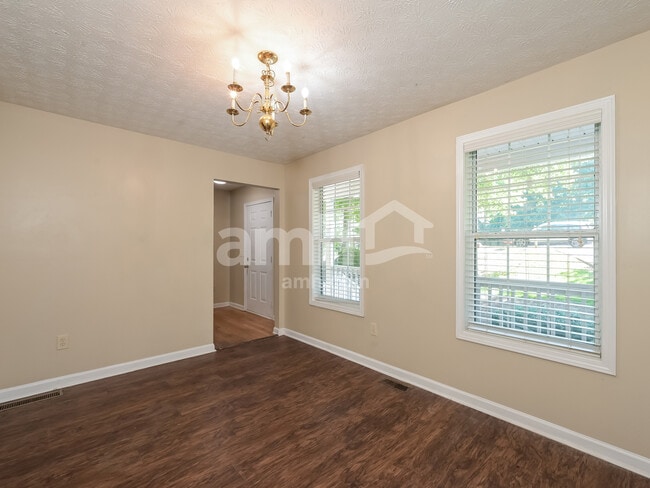 Building Photo - 154 Azalea Dr