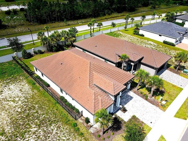 Building Photo - 20 Del Palma Dr