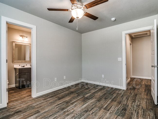 Building Photo - 2805 N Kentucky Ave