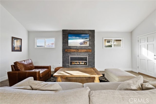 Building Photo - 630 Indianapolis Ave