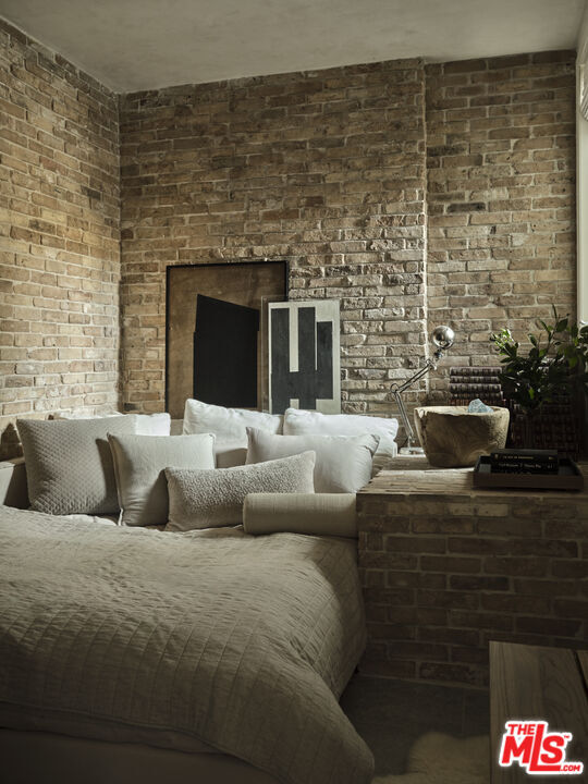 Building Photo - 10420 Lisbon Ln