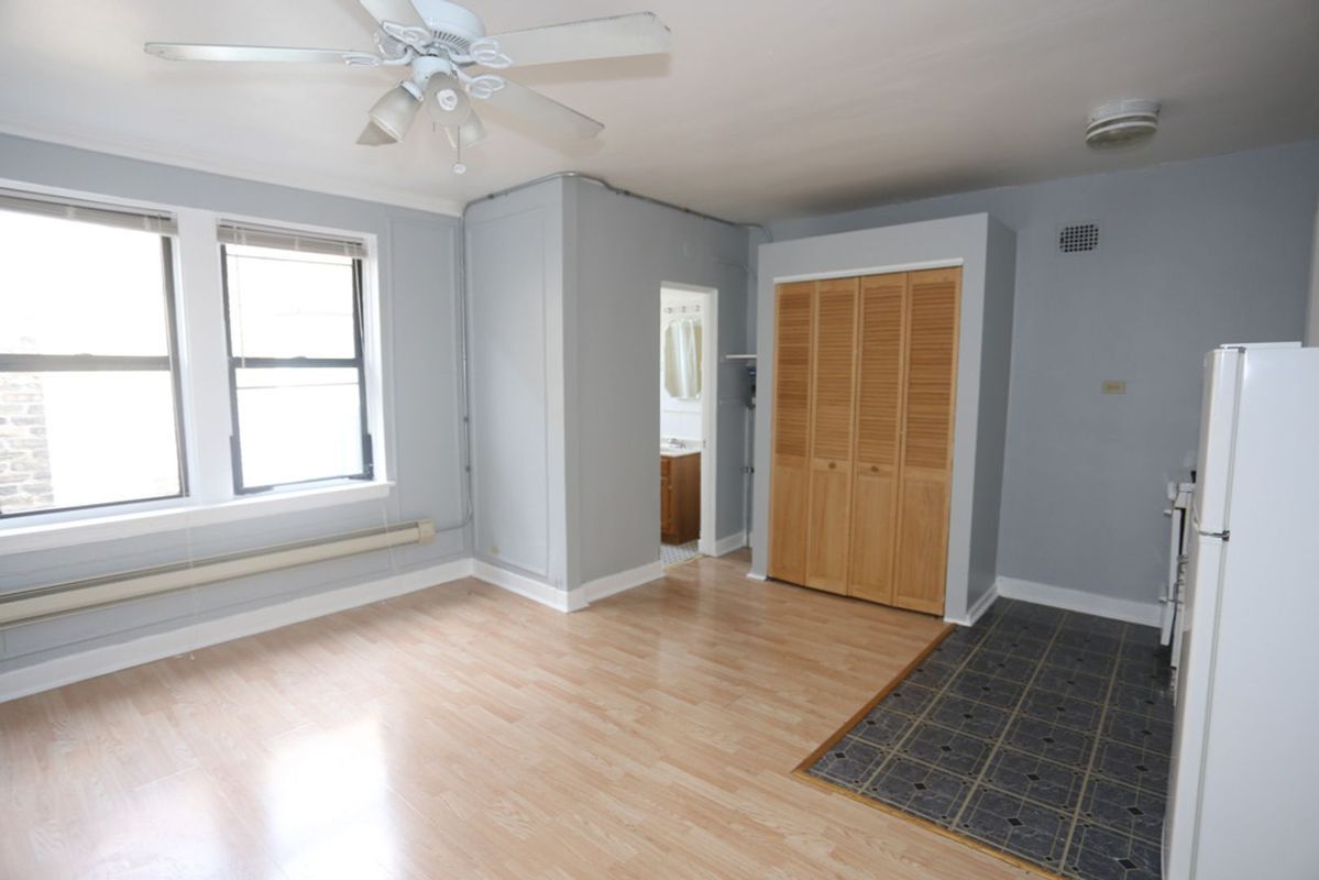 Building Photo - 4735 N Beacon St