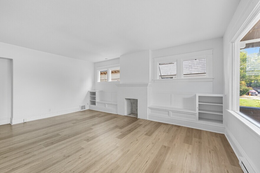 Building Photo - 1308 W Nora Ave