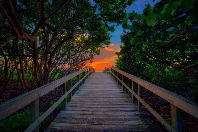 Building Photo - 111 Seabreeze Cir