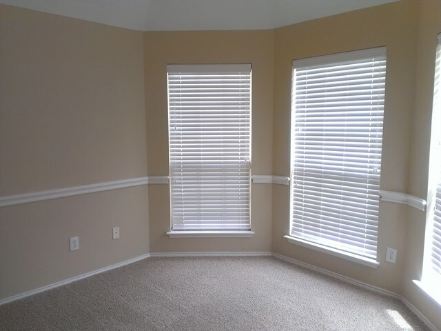 Building Photo - 5004 Birchwood Dr