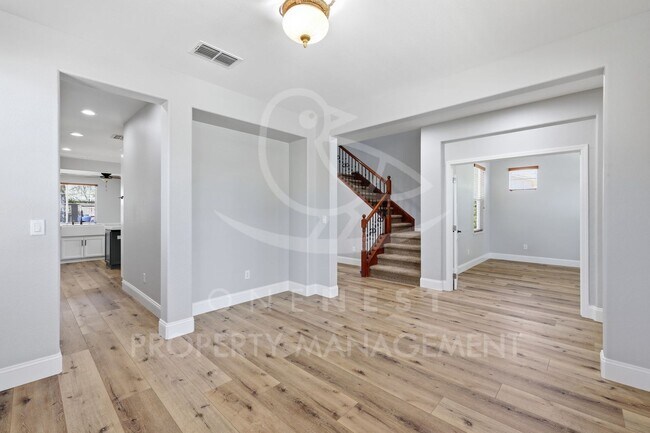 Building Photo - 2127 Ranch View Dr