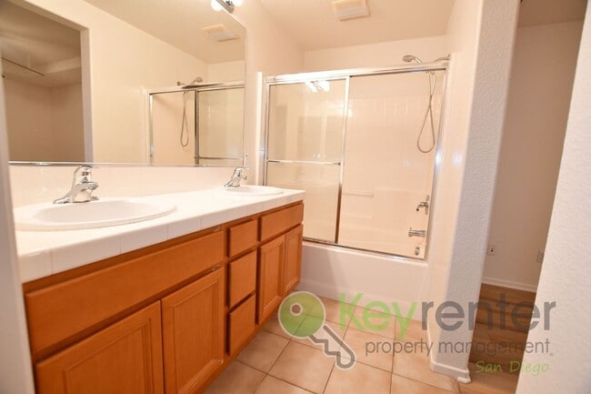 Building Photo - Townhouse in the heart of San Elijo Hills |  San Marcos