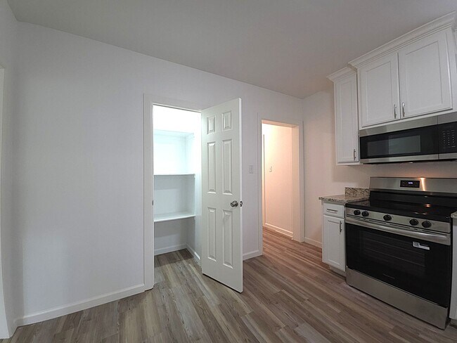 Building Photo - Fully Remodeled Home in the Heart of Tyler...