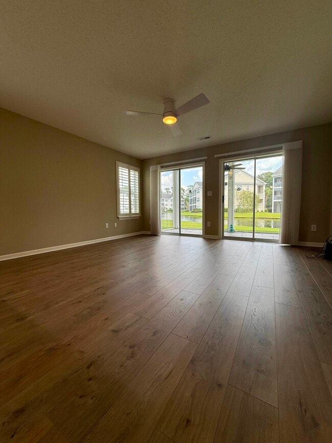 Building Photo - 643 Woodmoor Dr