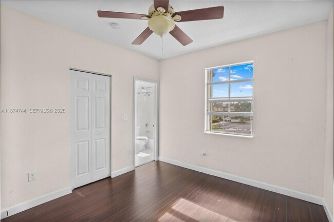 Building Photo - 1490 NE 33rd Ave