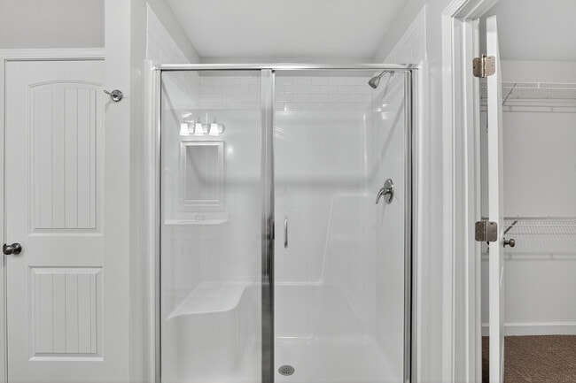 Building Photo - 7232 Paisley Cir