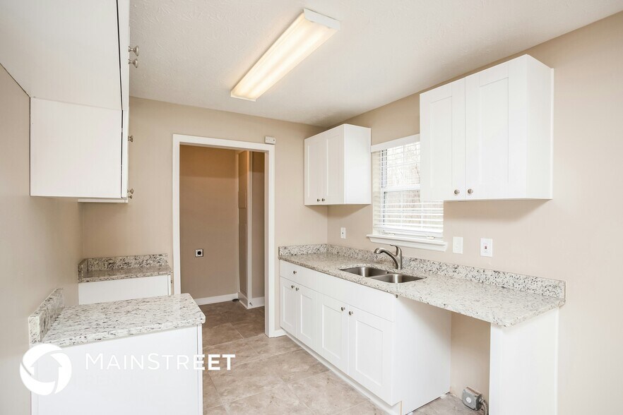 Building Photo - 5120 Highpoint Rd