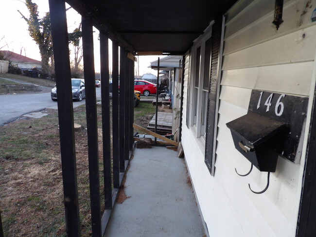 Building Photo - 146 Allnutt Dr