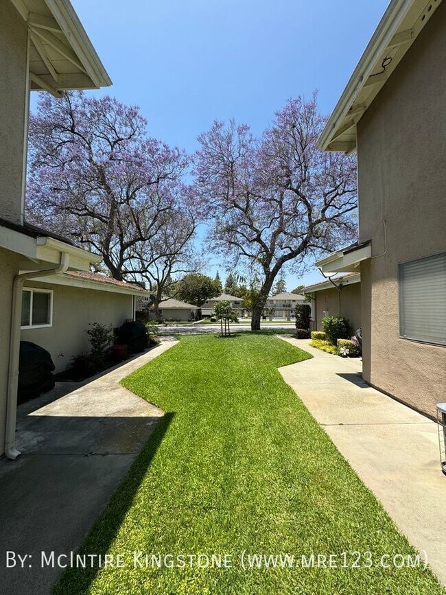 Building Photo - CALL FOR MOVE-IN SPECIALS! Spacious 2BD/1B...