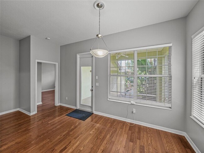 Building Photo - 6222 Hadley Commons Dr