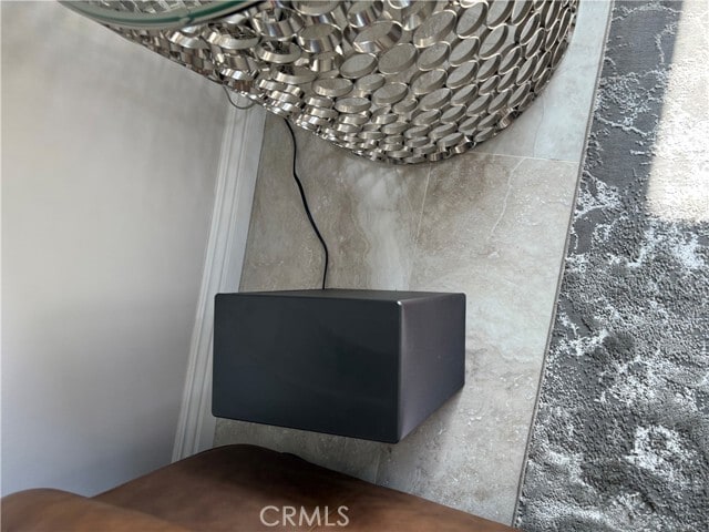 Building Photo - 525 E Seaside Way