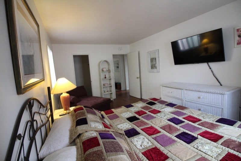 Building Photo - 820 Island Ct