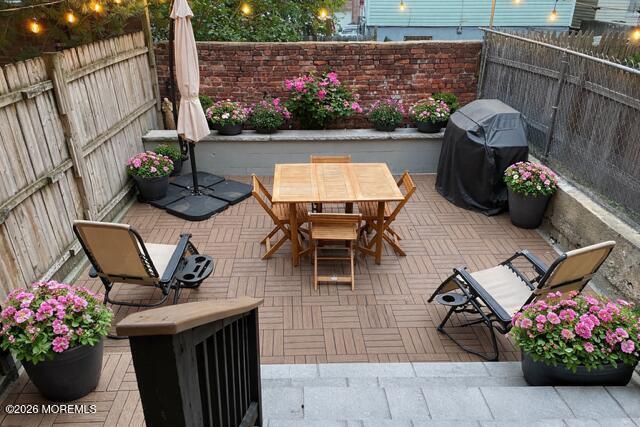 Building Photo - 35 Summit Ave