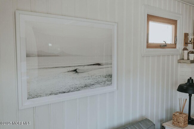 Building Photo - 35 12th Ave