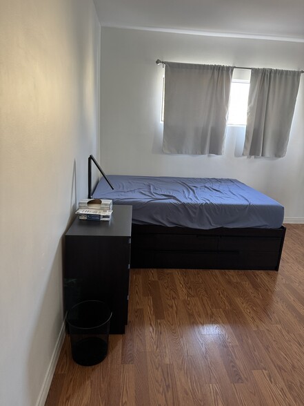 Bedroom 2 - 2707 W 146th St