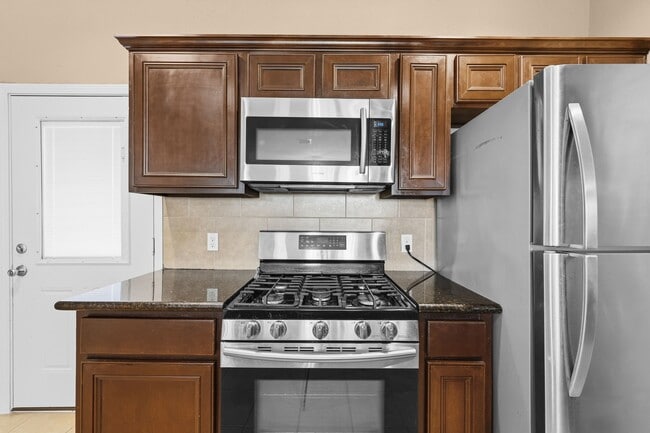 Building Photo - 2906 Anita St