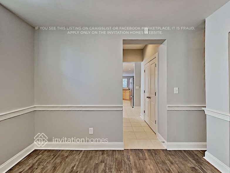 Building Photo - 14909 Almondell Dr