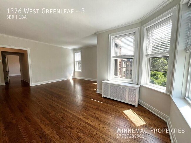 Building Photo - 1376 West Greenleaf-3