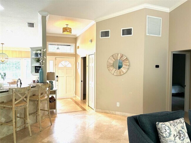 Building Photo - 2635 47th Ave