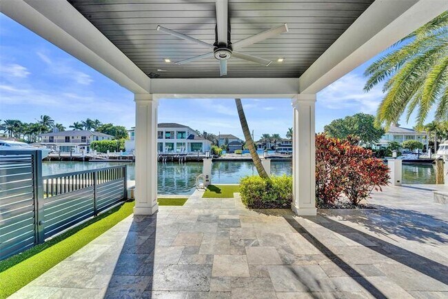 Building Photo - 1744 SE 9th St