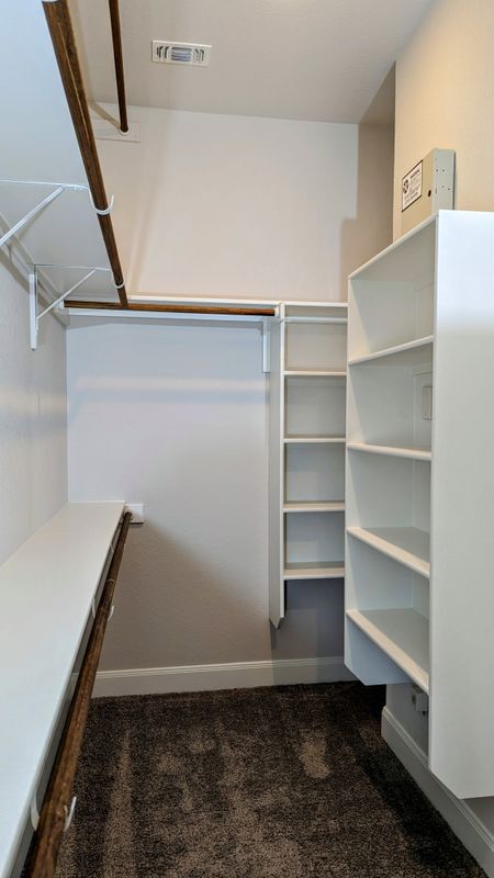 Building Photo - 6931 Comanche Cougar